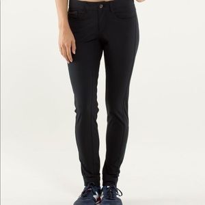 Lululemon black urbanite pants